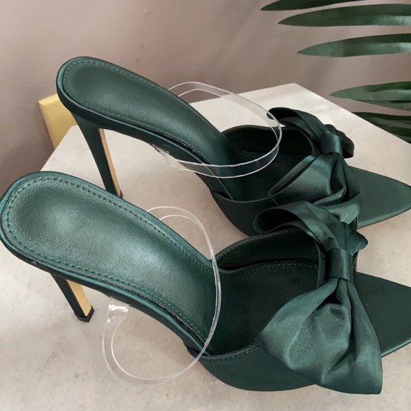 Emerald Green Slipper - Picture 5 of 8